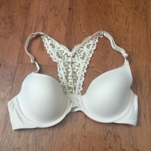 Victoria's Secret Nude Lined Demi Front Clasp Razorback Lacy Bra Size 32C